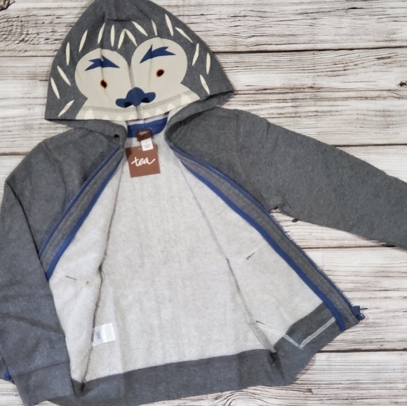 Tea Collection Yeti Zip Up Hoodie Size 4 NWT - Picture 1 of 8